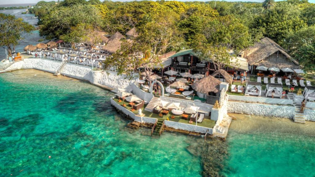 TOUR ISLA BORA BORA