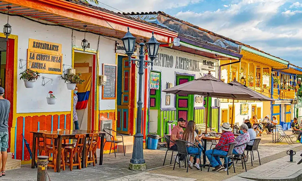 TOUR PUEBLOS DEL ENCANTO (Salento, Valle del Cocora y Filandia)